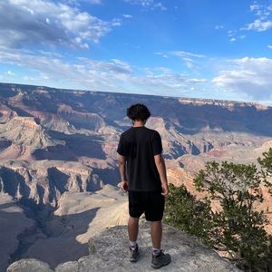 Meet your Posher, Ethan